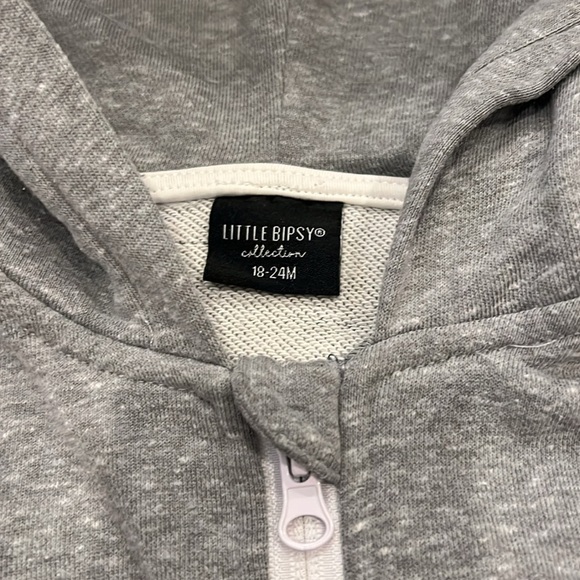 Little Bipsy 18-24 heathered gray zip up sweatshirt in excellent used condition - Picture 2 of 4